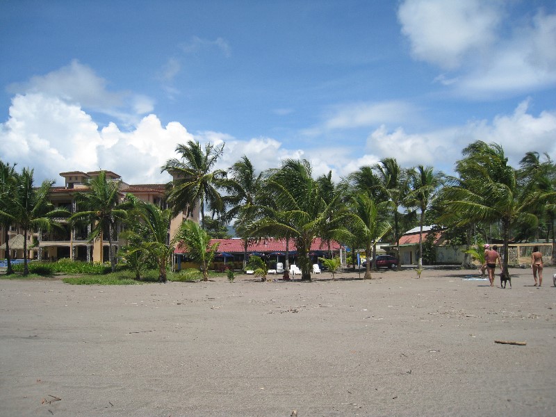 ../Images/Jaco Beach Motel.jpg